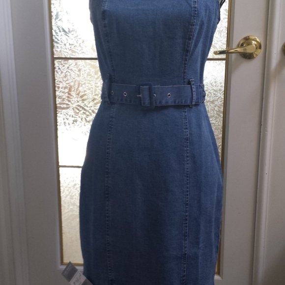 Bodycon Denim Dress Le Chateau, Size Medium - Picture 2 of 6